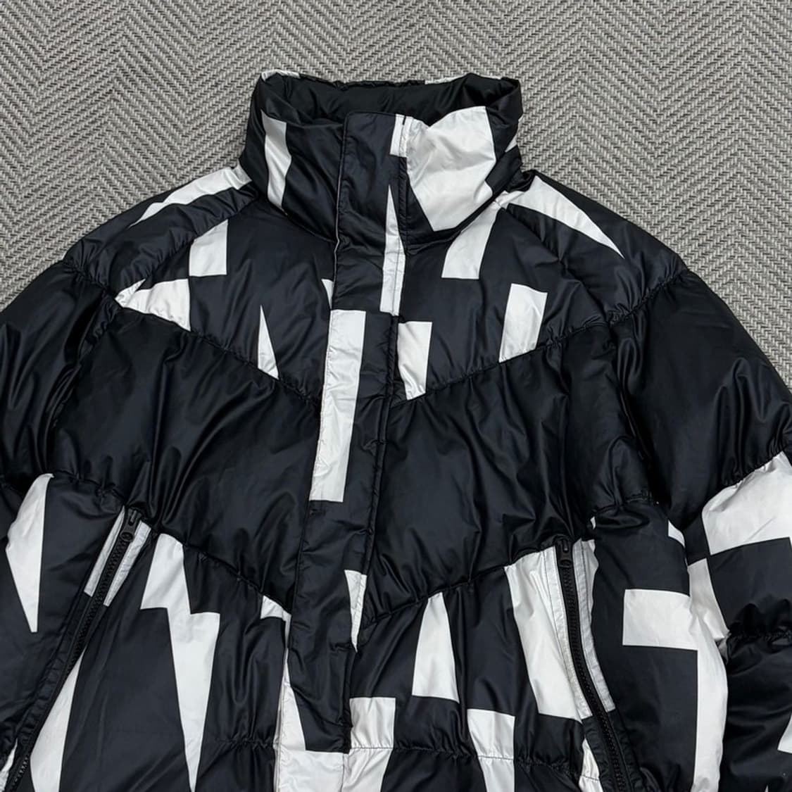 나이키 시즈널필 다운 패딩 v1624 상품이미지3