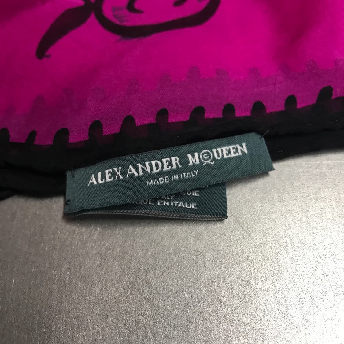 알렉산더맥퀸 실크 스카프 상품이미지5