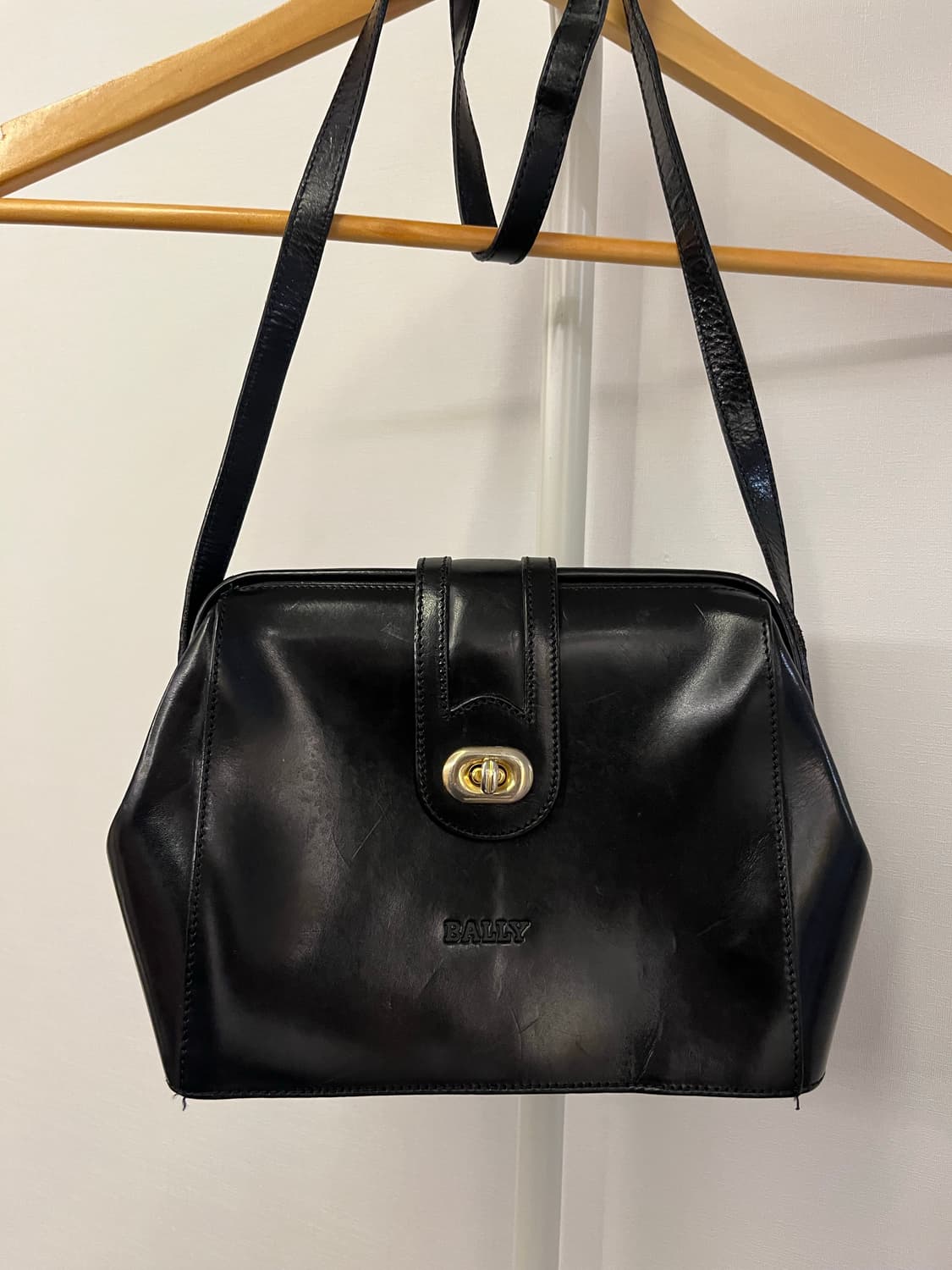 BALLY 발리 레더 크로스백 블랙 상품이미지2