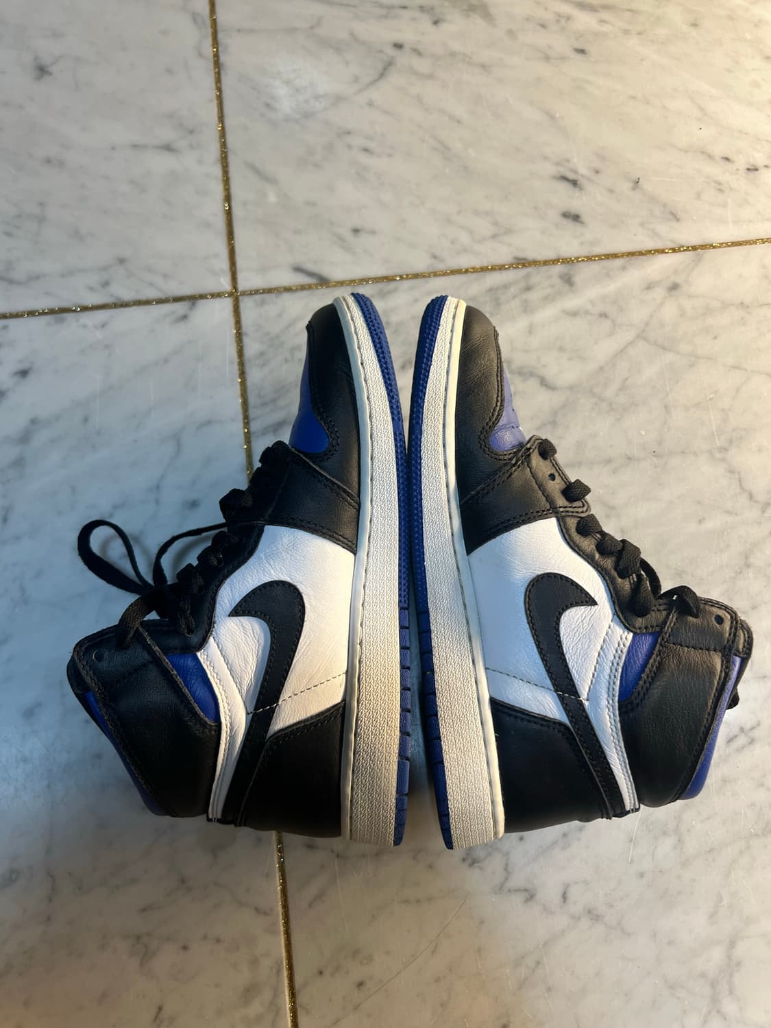 조던 1 레트로 하이 og 로얄토 230 상품이미지4