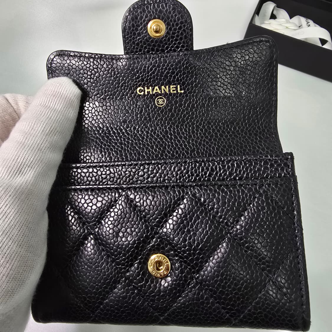 샤넬 클래식 카드지갑 블랙 금장 (AP0214) 상품이미지6