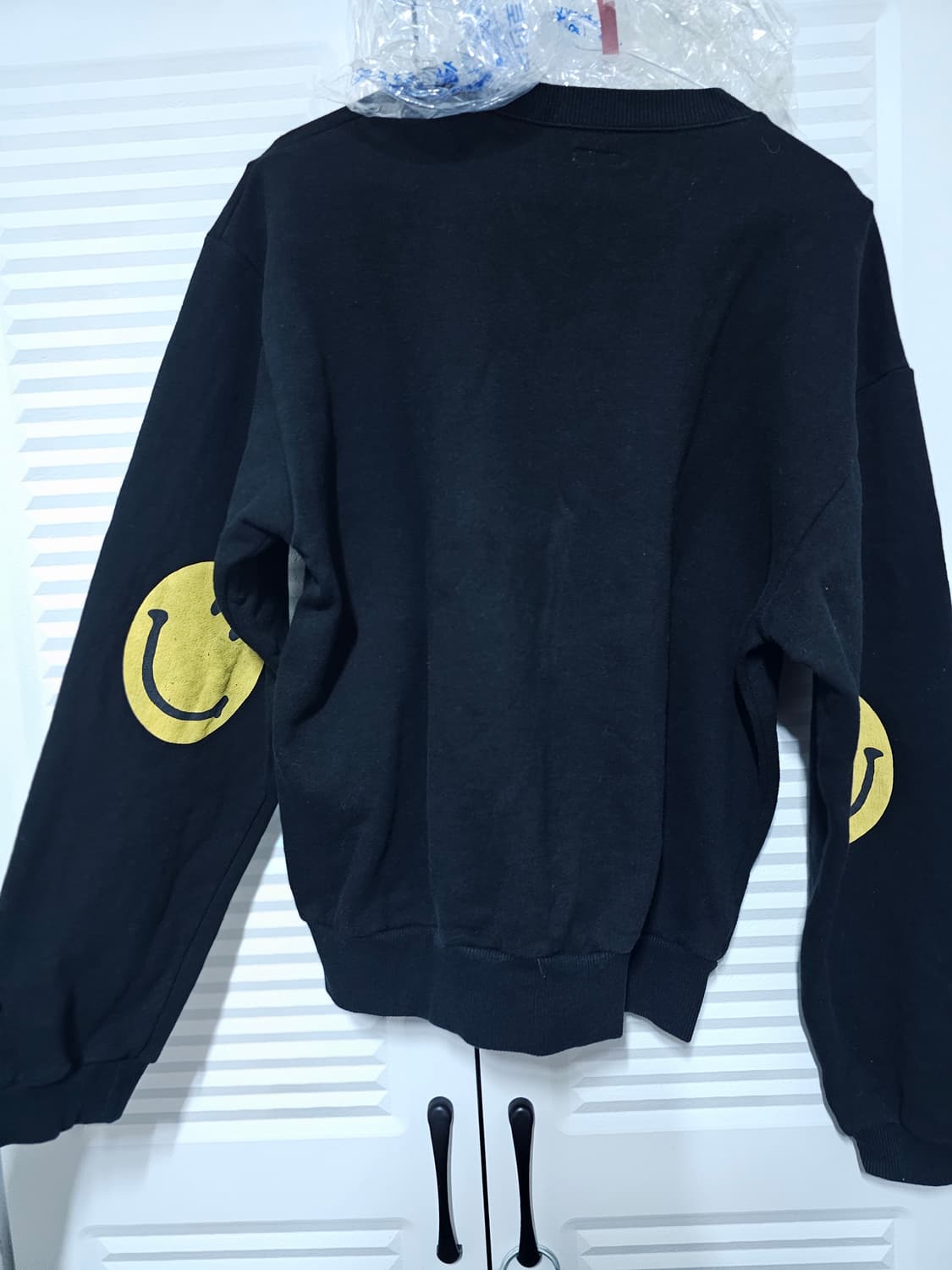 캐피탈 스마일 스웻셔츠 상품이미지2