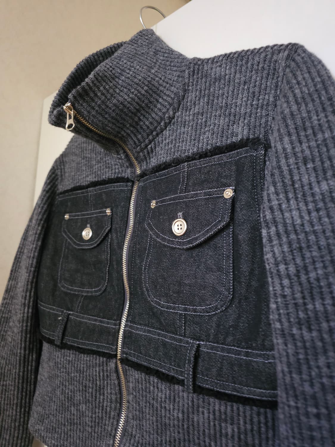 라티젠 데님 배색 니트 집업 상품이미지3