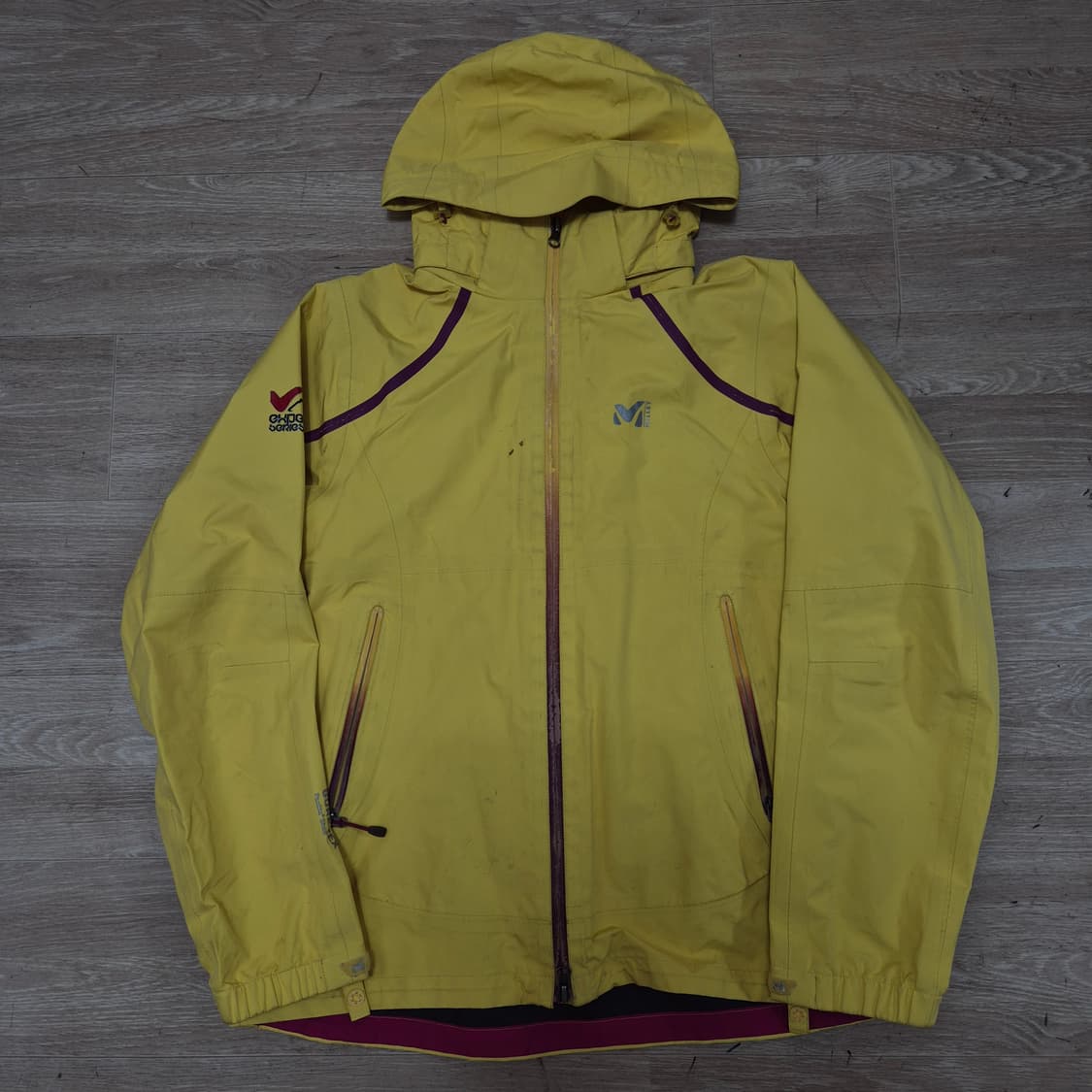 밀레 여성 엑스퍼트 시리즈 고어텍스 후드 바람막이 자켓 M(95) 상품이미지1