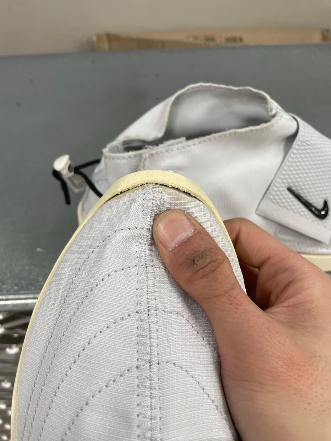 나이키 X 피어 오브 갓 모카신 퓨어 플레티넘 270 상품이미지8