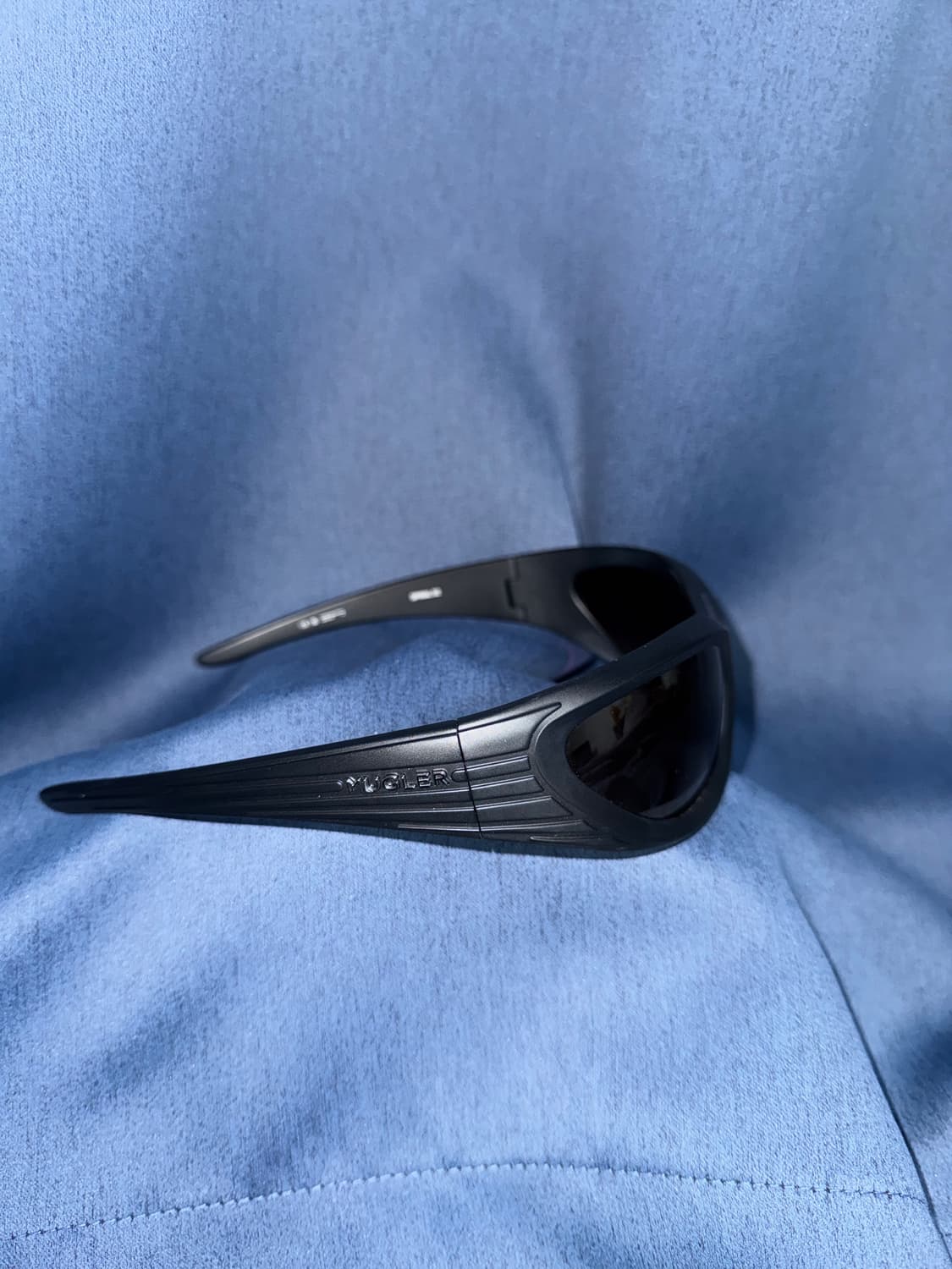 젠틀몬스터 뮈글러 스파이럴 02 상품이미지2