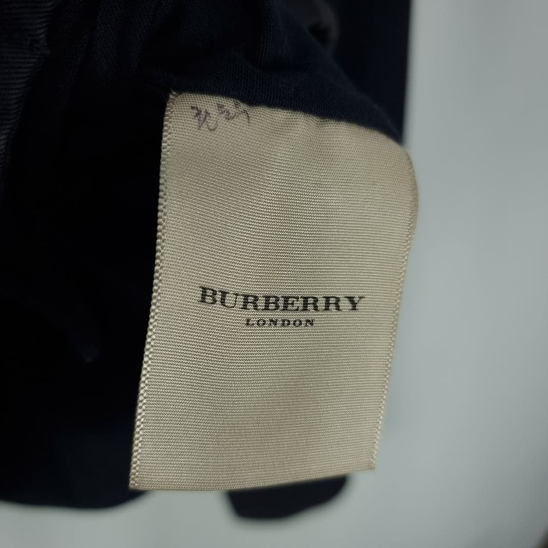 [버버리] 로고 자수 스윙탑 집업 자켓 네이비 P01500 상품이미지9