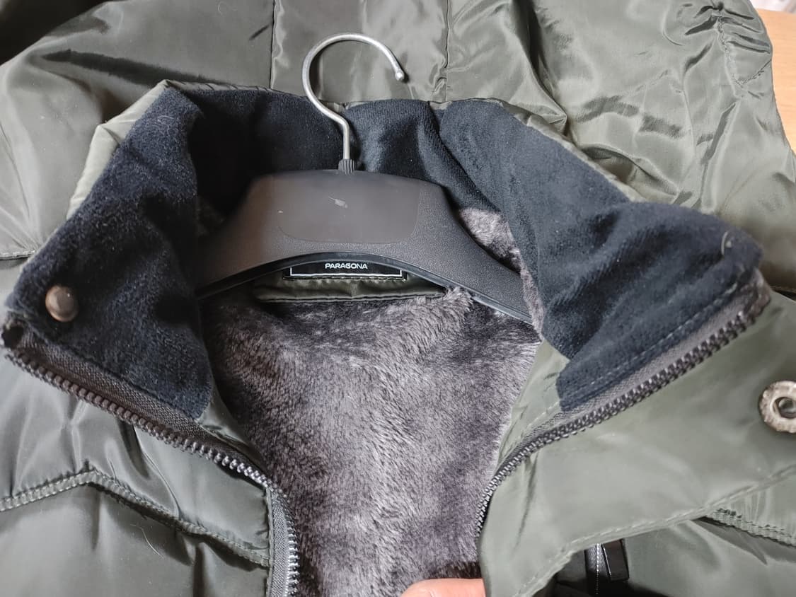 파라고나 유광 후드 패딩점퍼 상품이미지5