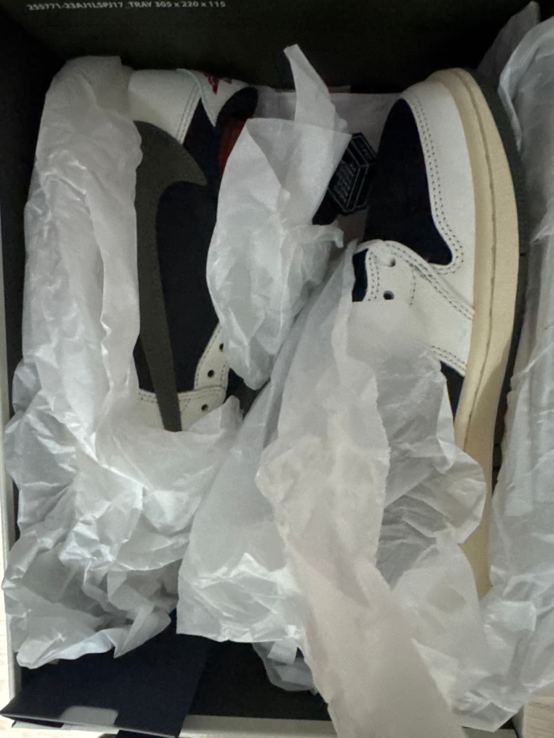 W270) 트래비스스캇 조던1 미디움 올리브 새상품 상품이미지2