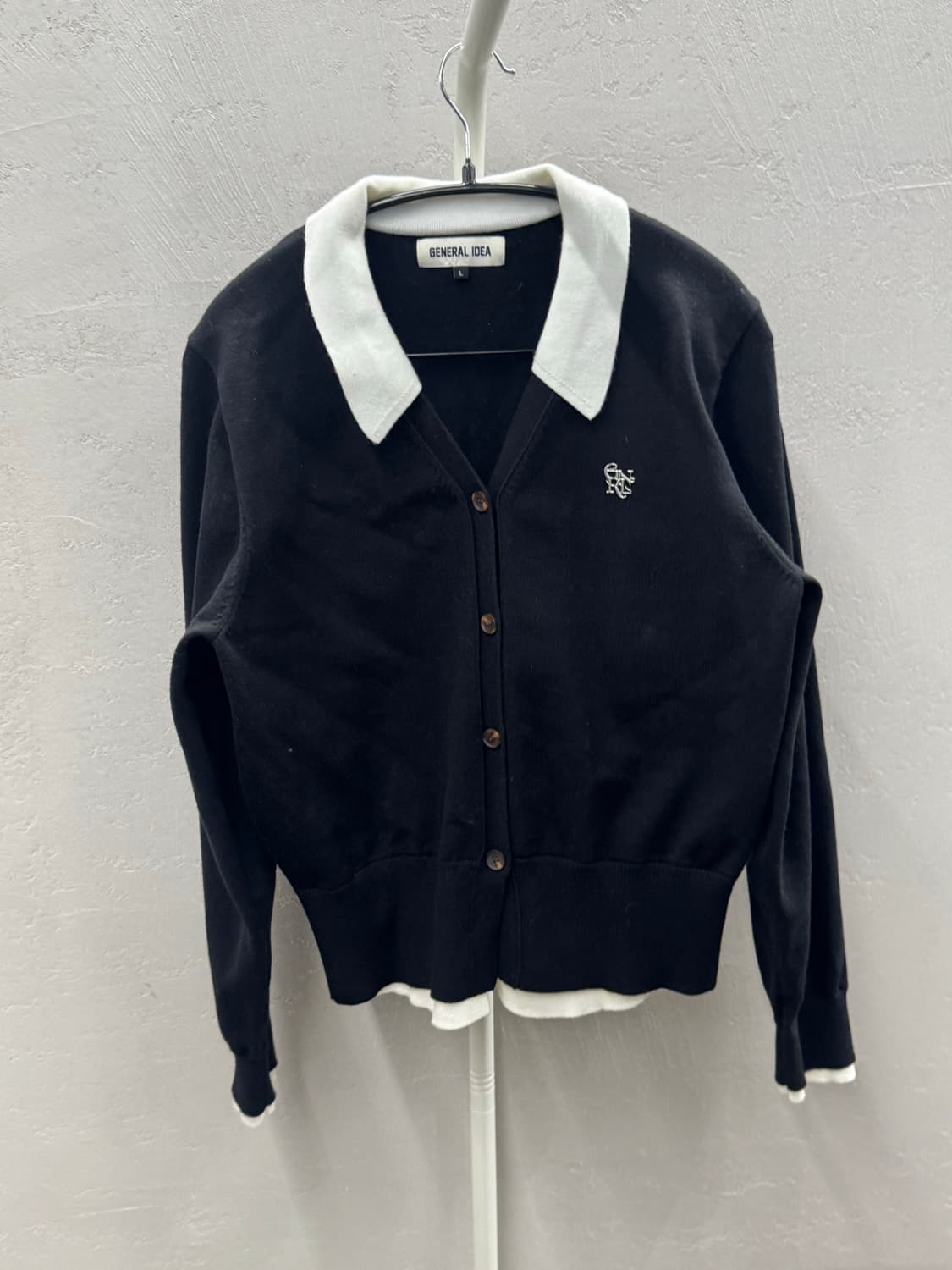 제너럴아이디어 블랙 배색 가디건 L 상품이미지2