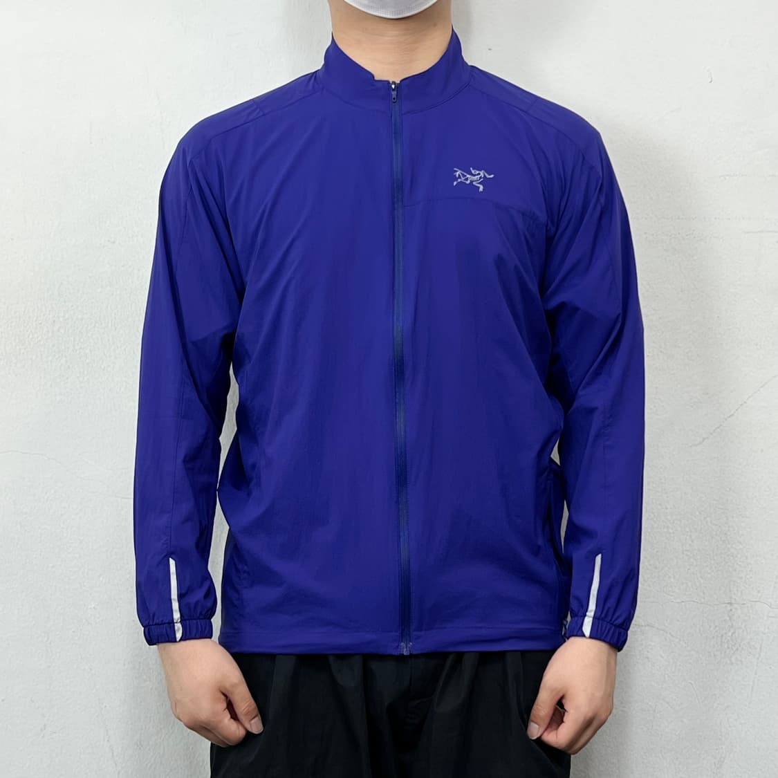 아크테릭스 Incendo 초경량 바람막이 퍼플 상품이미지2