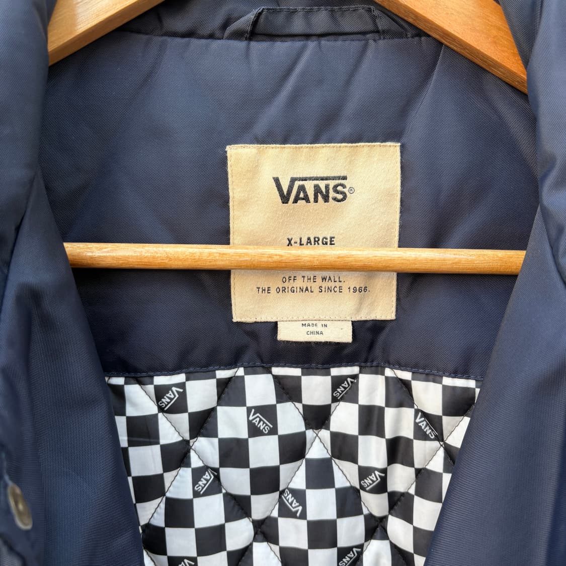 Vans x Anti Hero 반스 x 안티히어로 코치자켓 상품이미지3