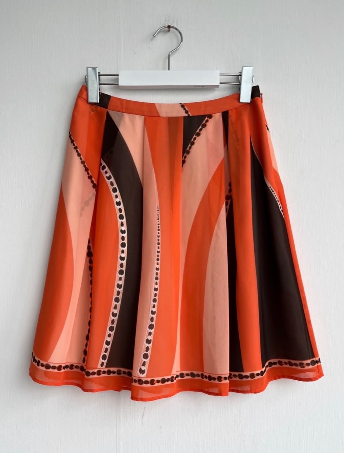오렌지 무드 드로잉 플레어 스커트 상품이미지1