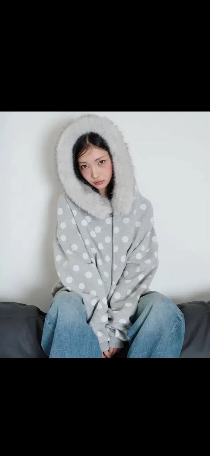 (택달린 새상품) 잇자바이브 itzavibe 윙스 도트 퍼 후드집업 상품이미지1