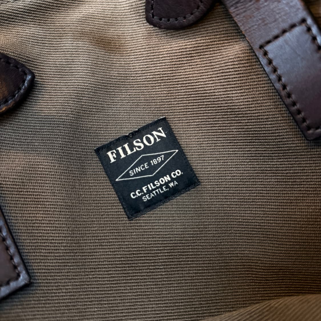 필슨 260 USA 토트백 오터그린 상품이미지3
