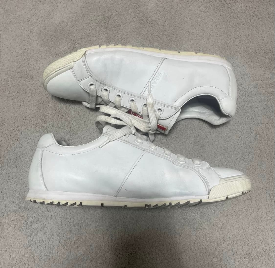 프라다 스포츠 레더 로고 스니커즈 285 상품이미지2