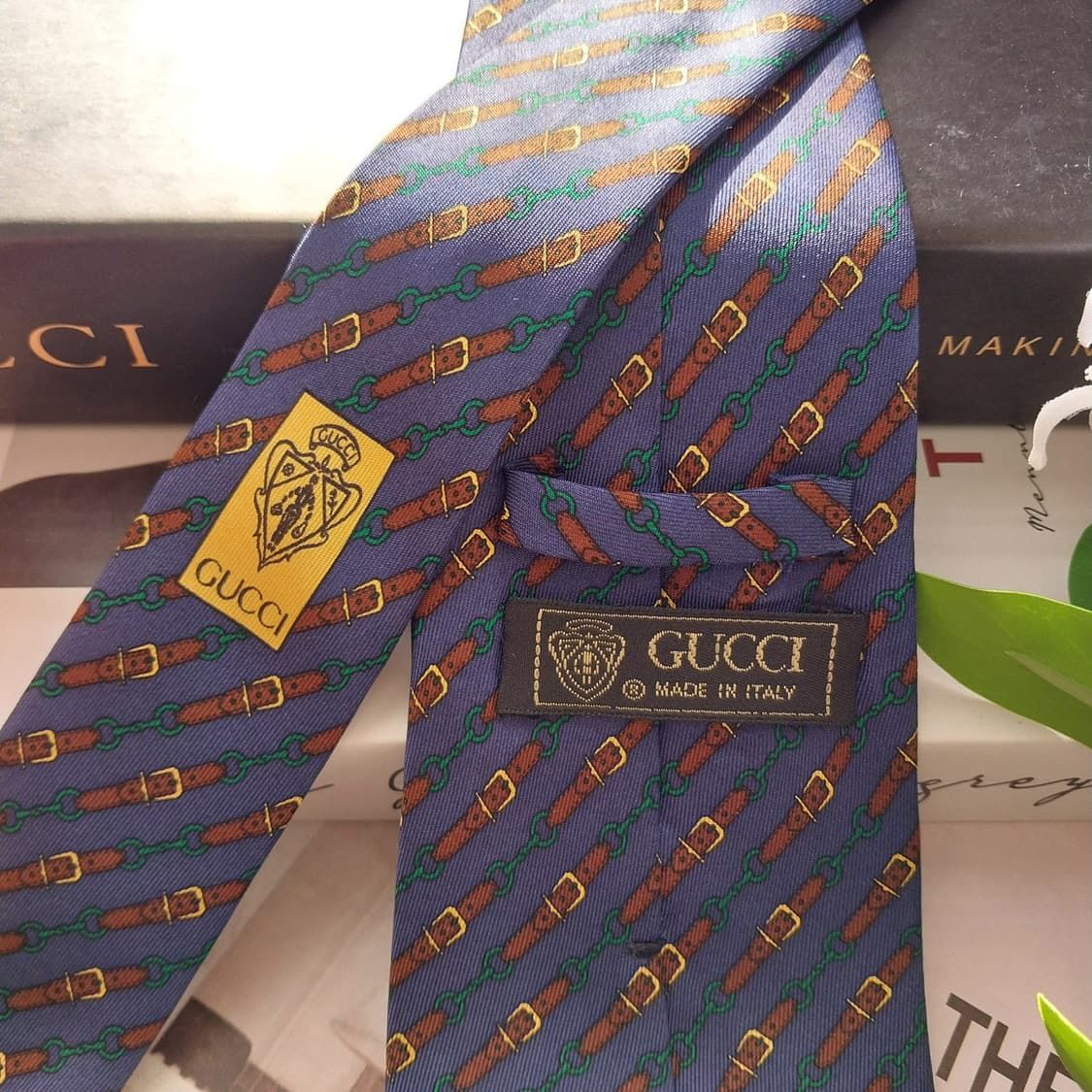 구찌 실크 다크블루 아이덴티티 패턴 넥타이 9cm A+등급 K161
 상품이미지5