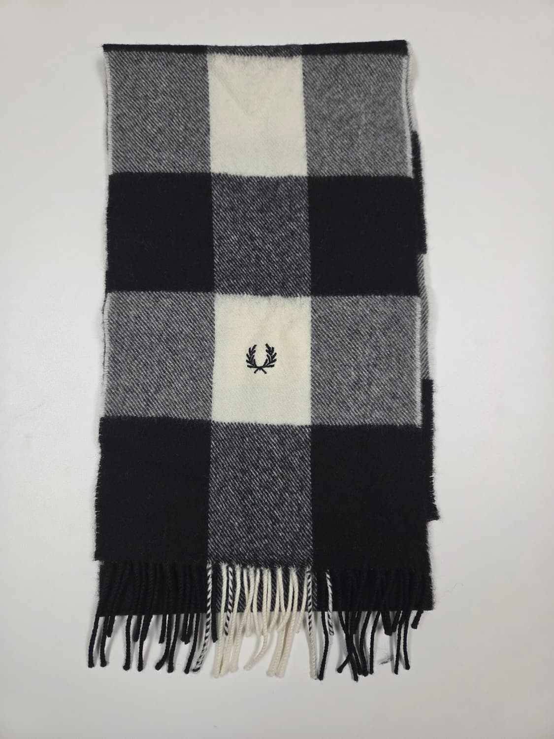 프레드페리 머플러 상품이미지1