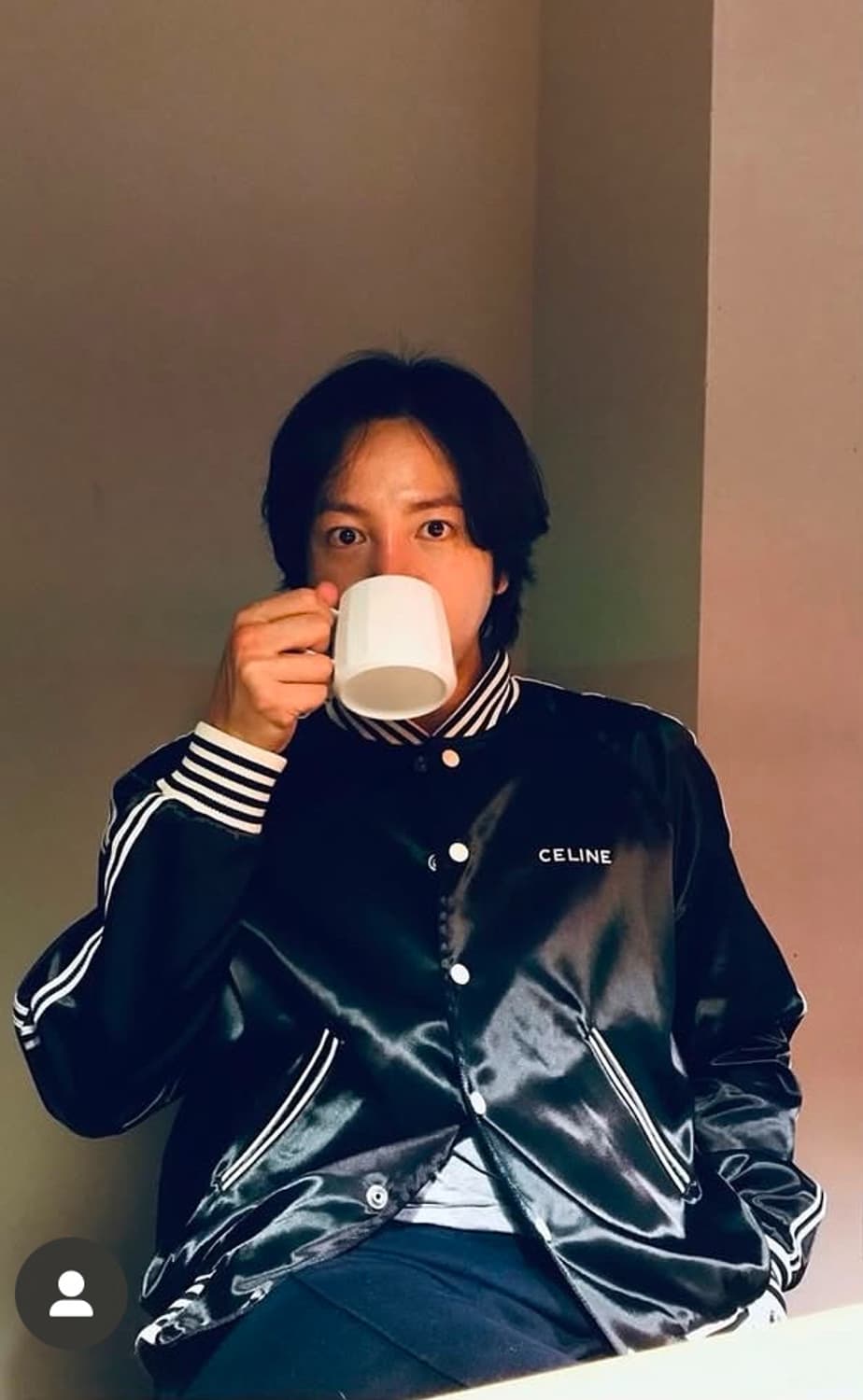 [BTS 뷔님 착용] 셀린느 23fw 임브로이더리 새틴 테디 자켓 상품이미지3