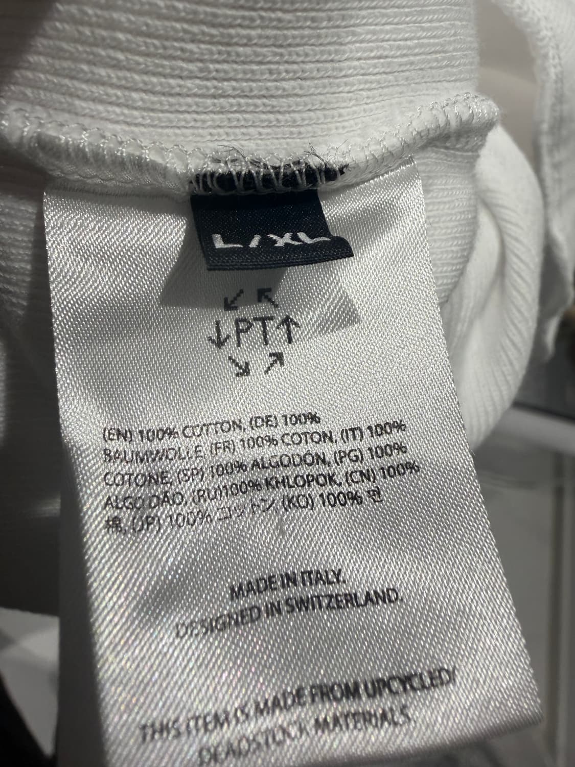 프로토타입 슬리브리스 팝니다 상품이미지2