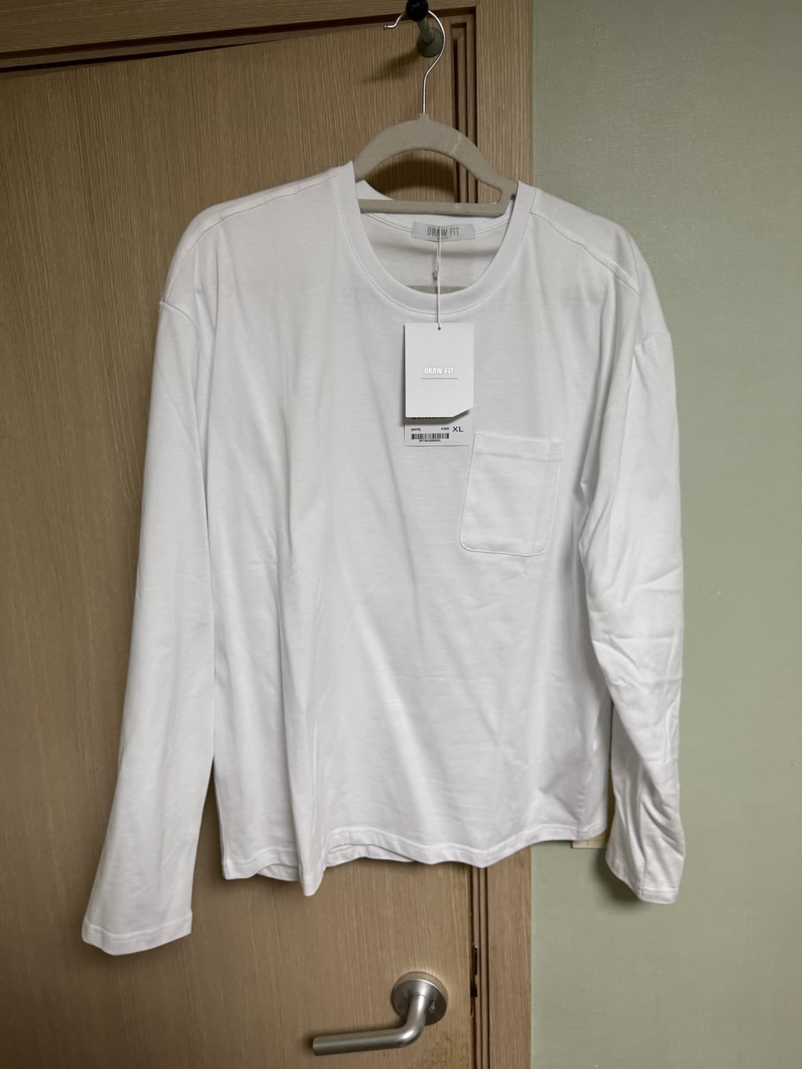 드로우핏 크롭 포켓 롱슬리브 XL 화이트, 그레이, 블랙 상품이미지1