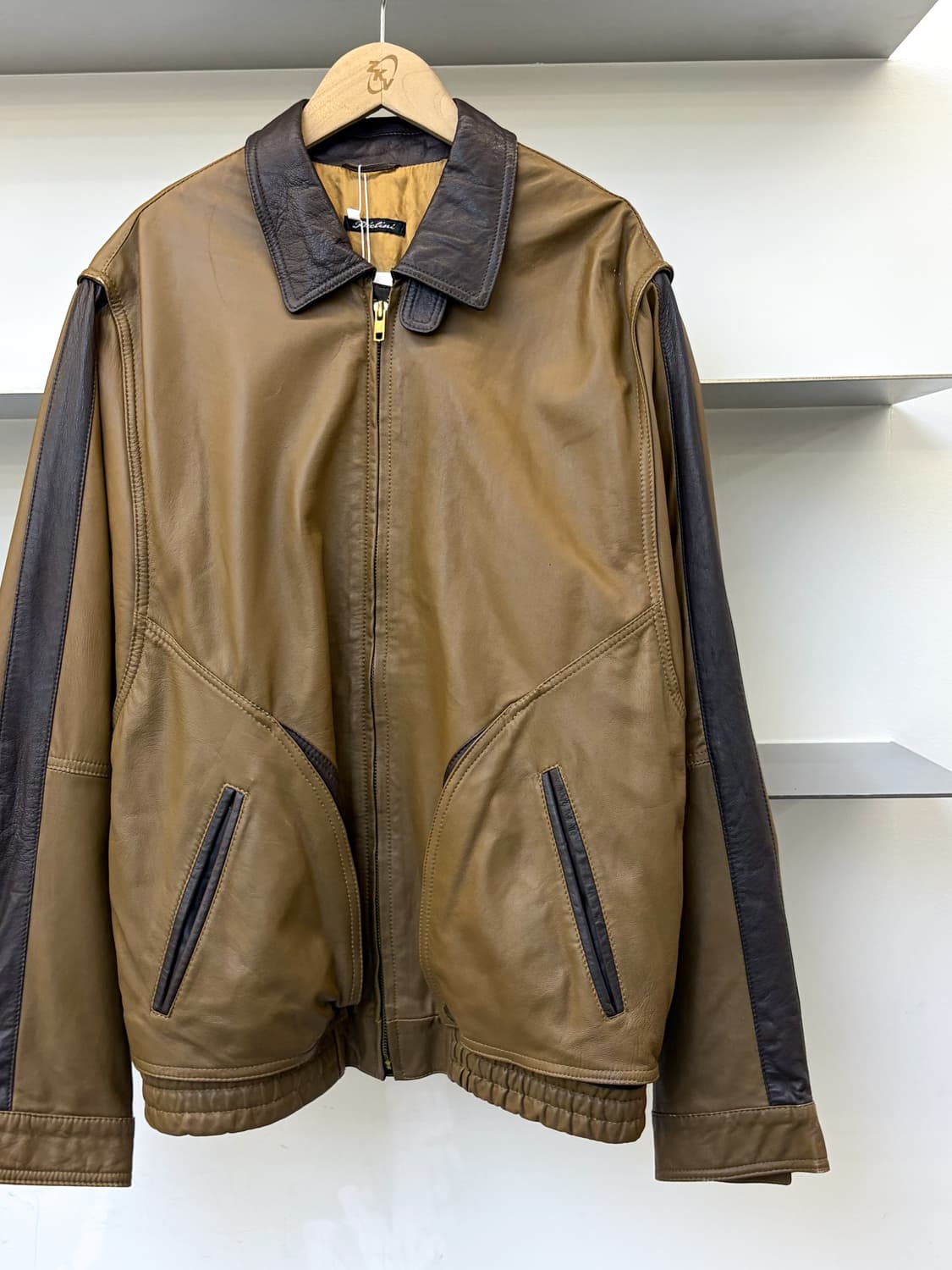 피에리니 90s 스패니쉬 레더 자켓 상품이미지2