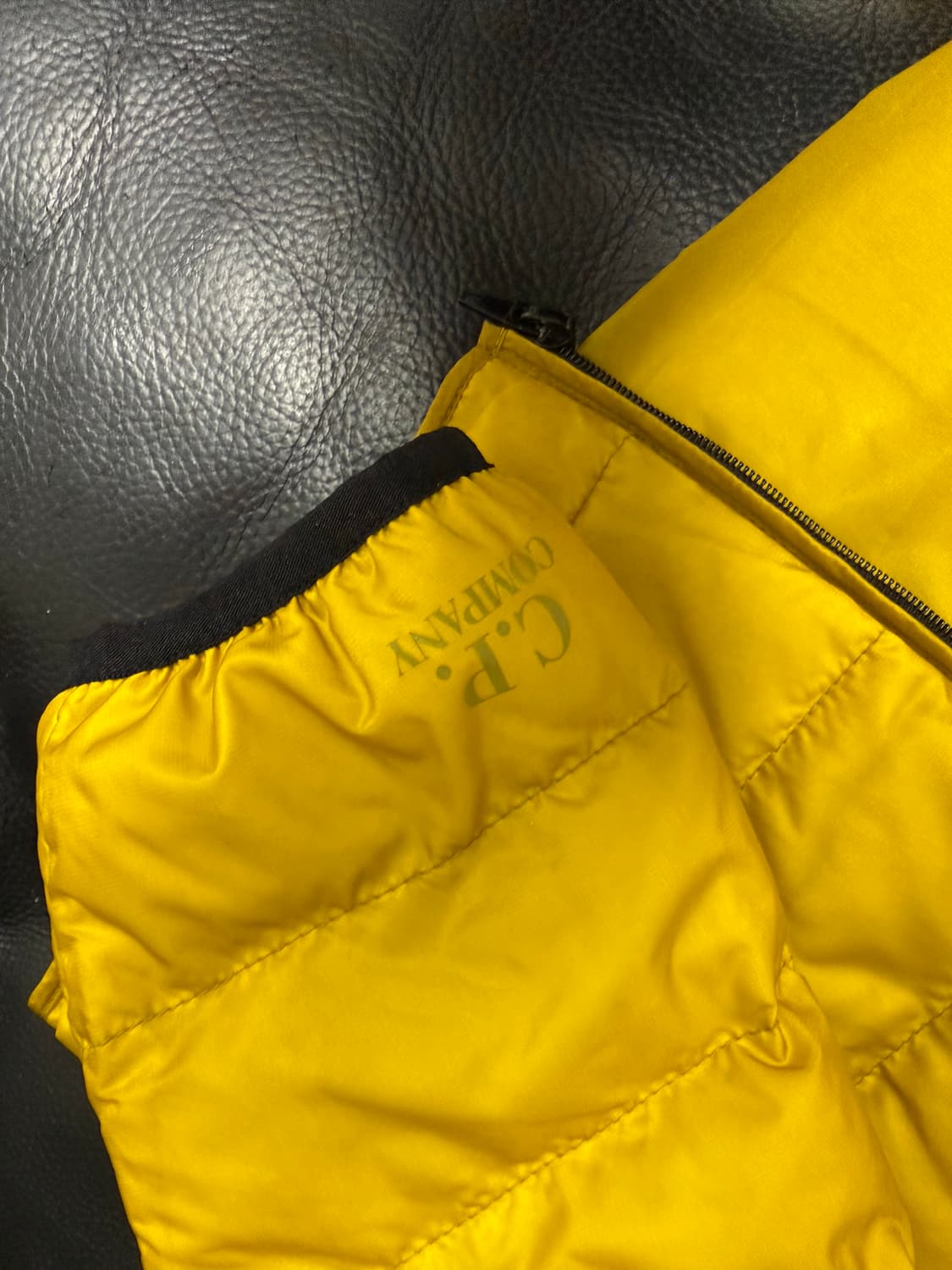 CP 컴퍼니 덕다운 경량패딩 상품이미지5