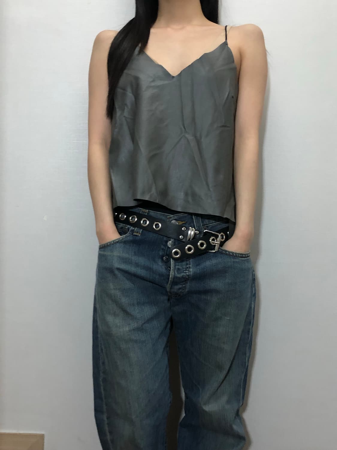 빈티지 그레이 레더 슬리브리스 상품이미지2