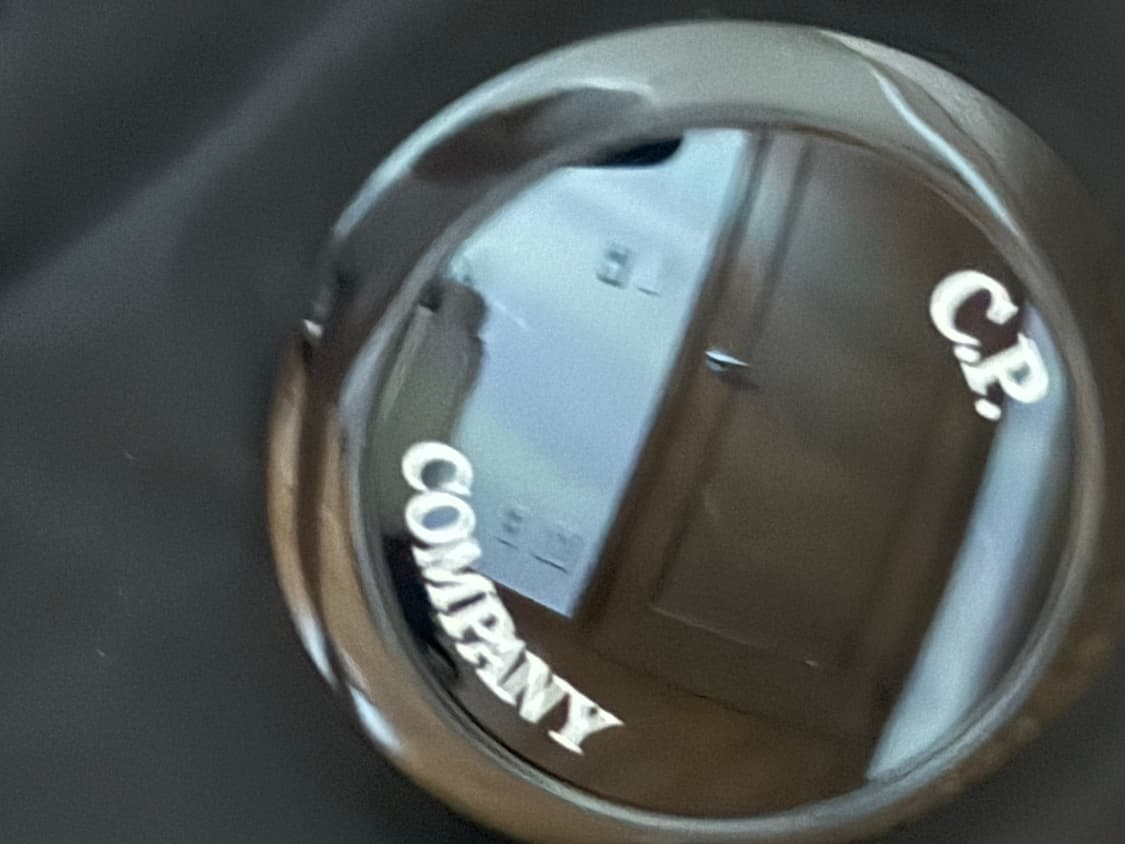 cp컴퍼니 나이크라 패딩 팝니다 상품이미지4