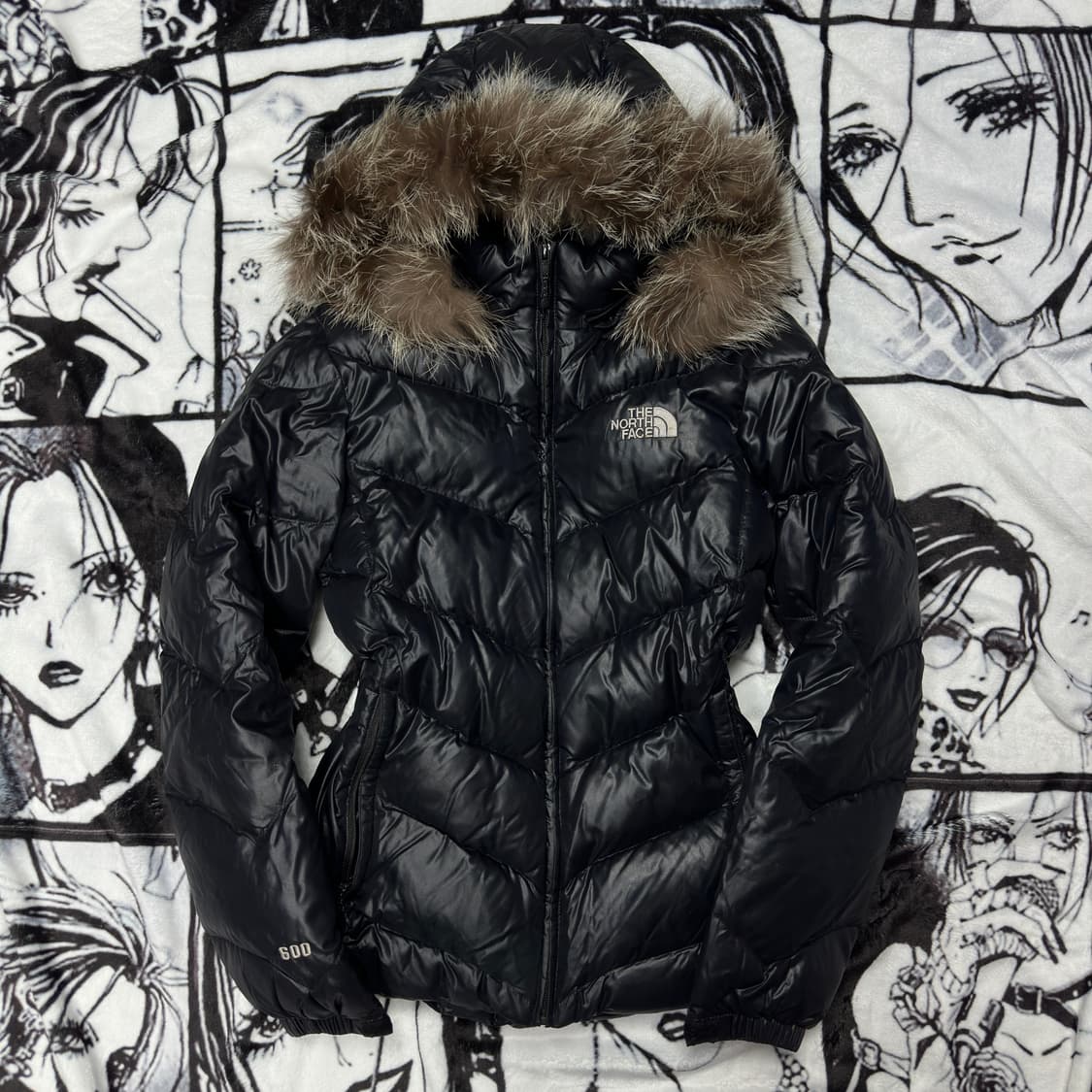 노스페이스600 울프죠 패딩 상품이미지3