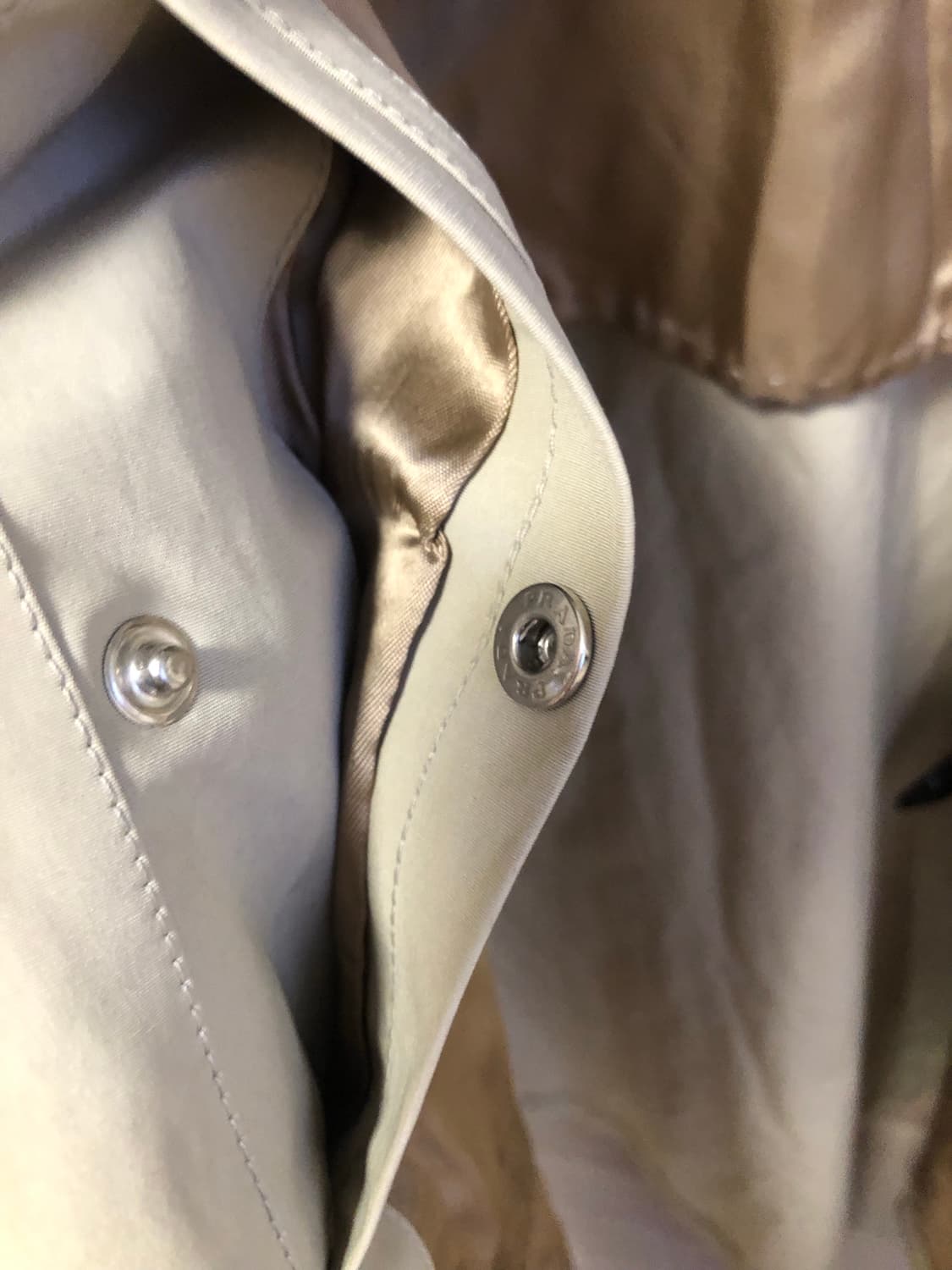 프라다 집업 상품이미지7