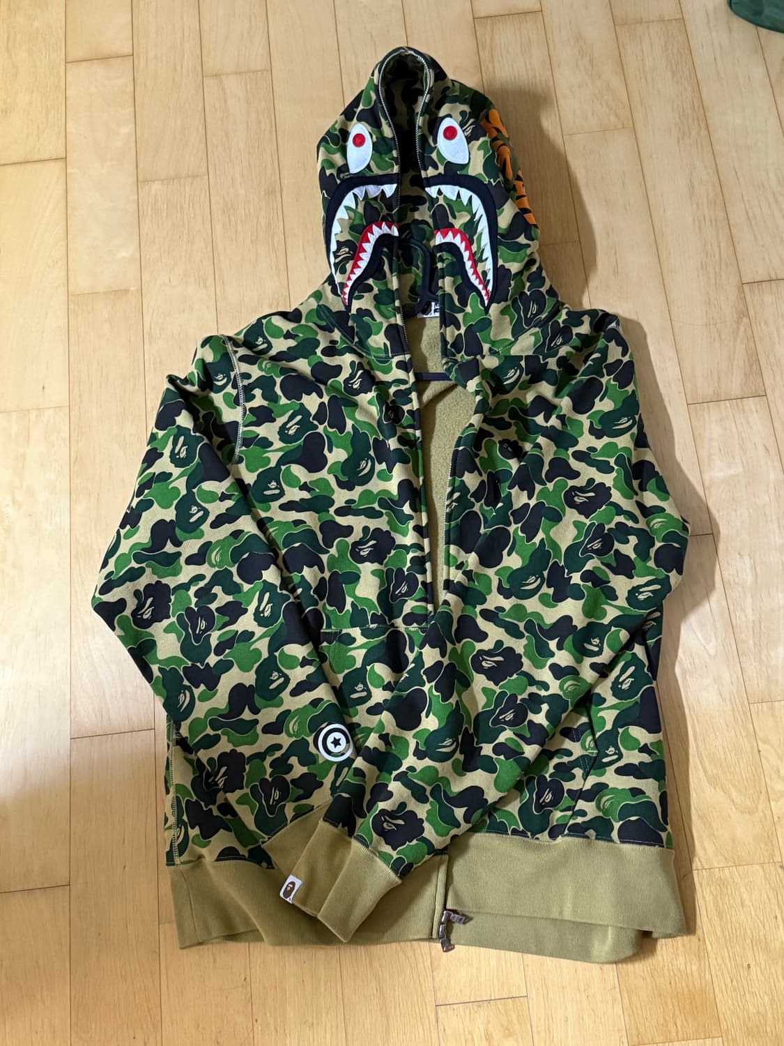 베이프 샤크후드 xl 상품이미지1