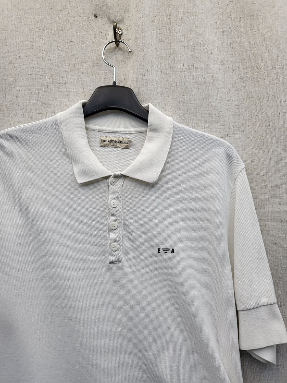 엠포리오 아르마니 화이트 반팔 폴로티 상품이미지3