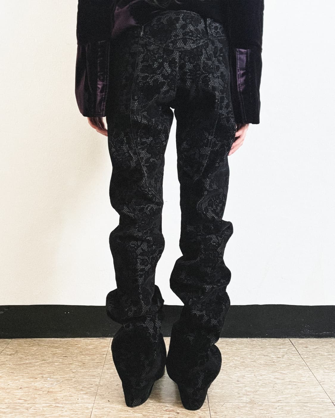 rare* 90s 베르사체 데드스탁 맥시 플레어 벨루어팬츠 상품이미지5