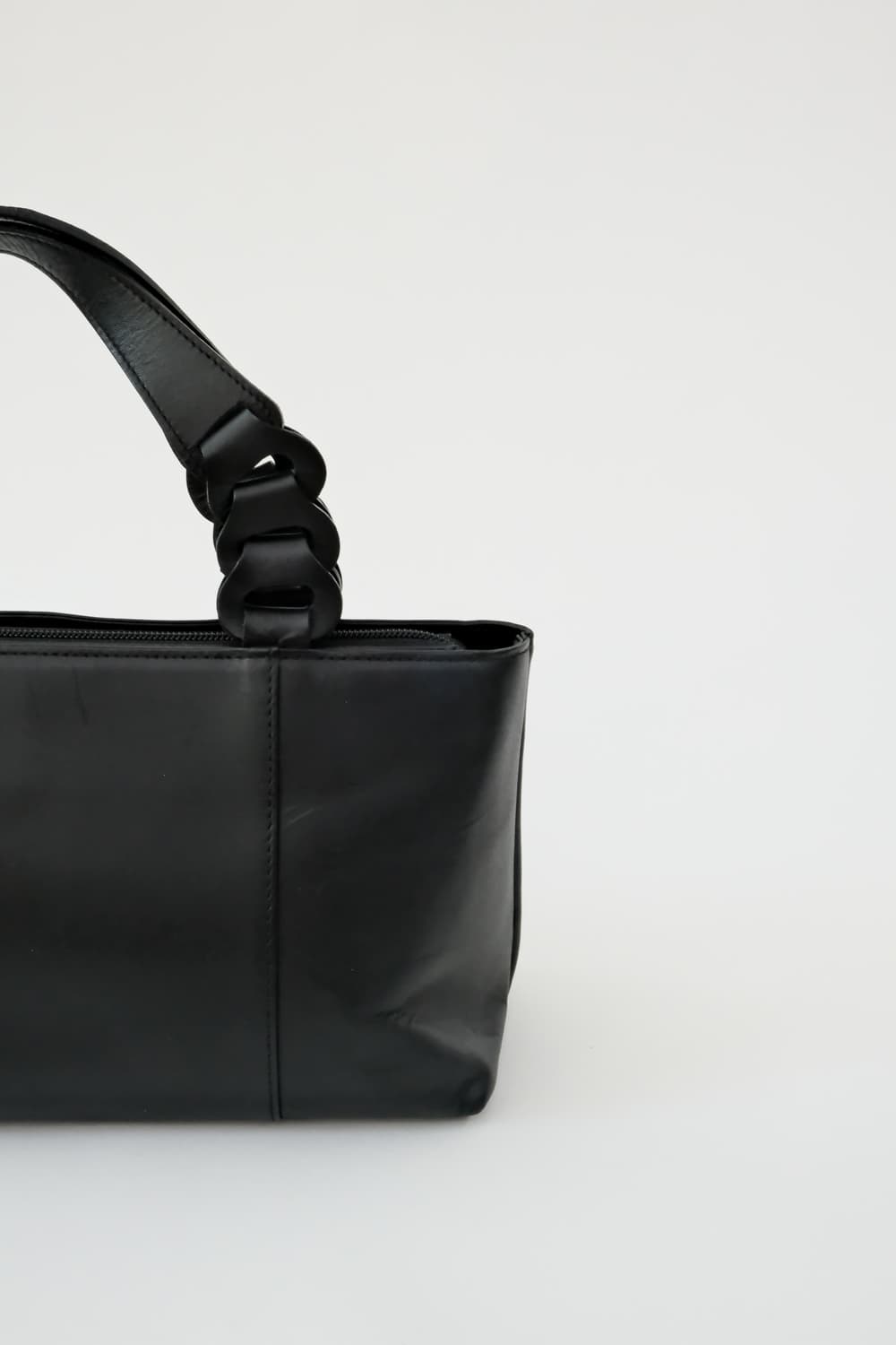Black Leather Handbag 상품이미지4