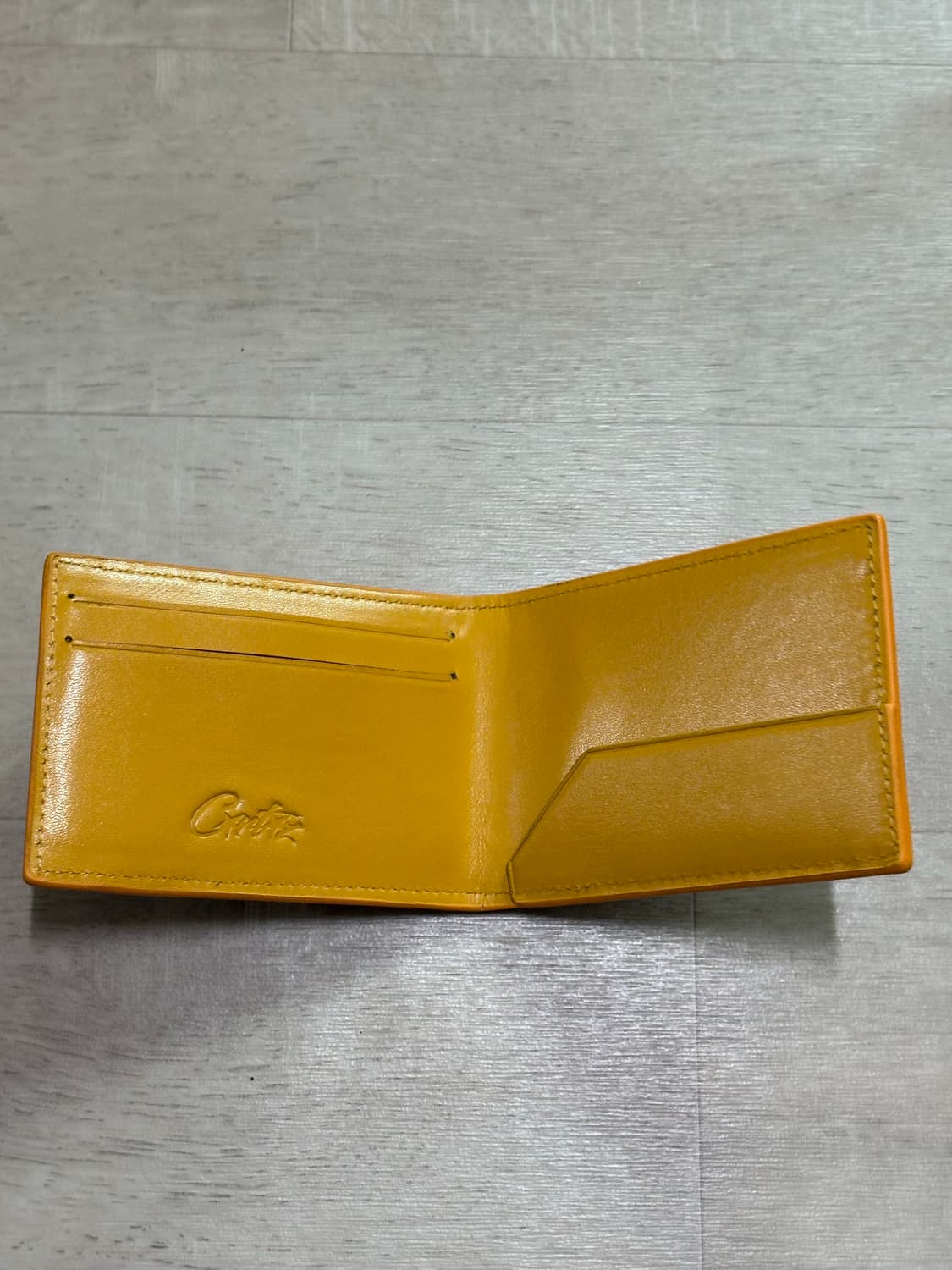 Corteiz Leather Card Holder 코르테이즈 지갑 상품이미지3