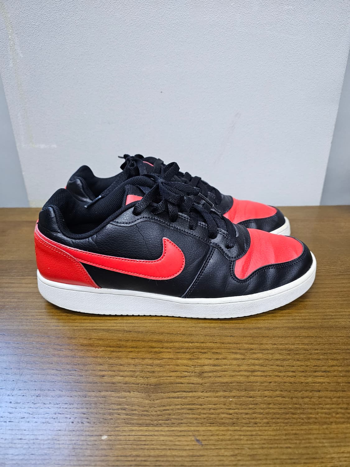 나이키 에버논 로우 블랙 하바네로 레드 상품이미지1