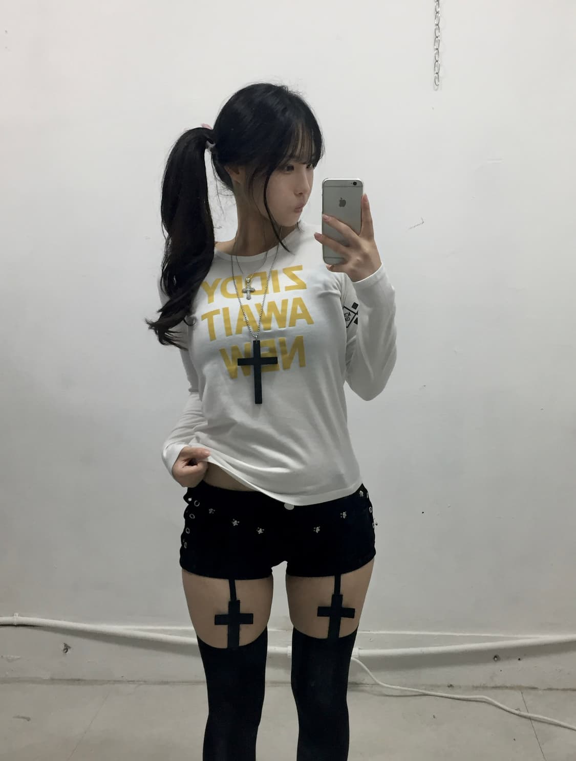 [ZIDDY] 펑크 y2k 갸루 글리터 롱슬리브  상품이미지1