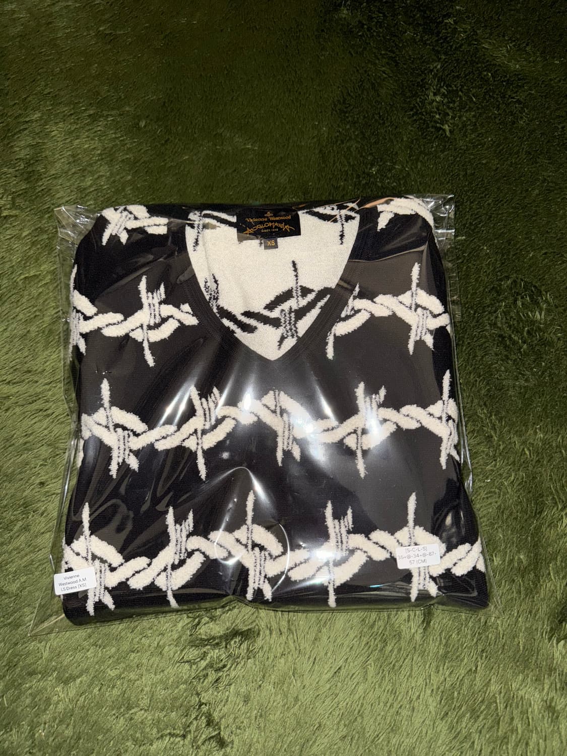 [XS] 비비안웨스트우드 앵글로매니아 와이어 니트 롱슬리브 원피스 상품이미지10