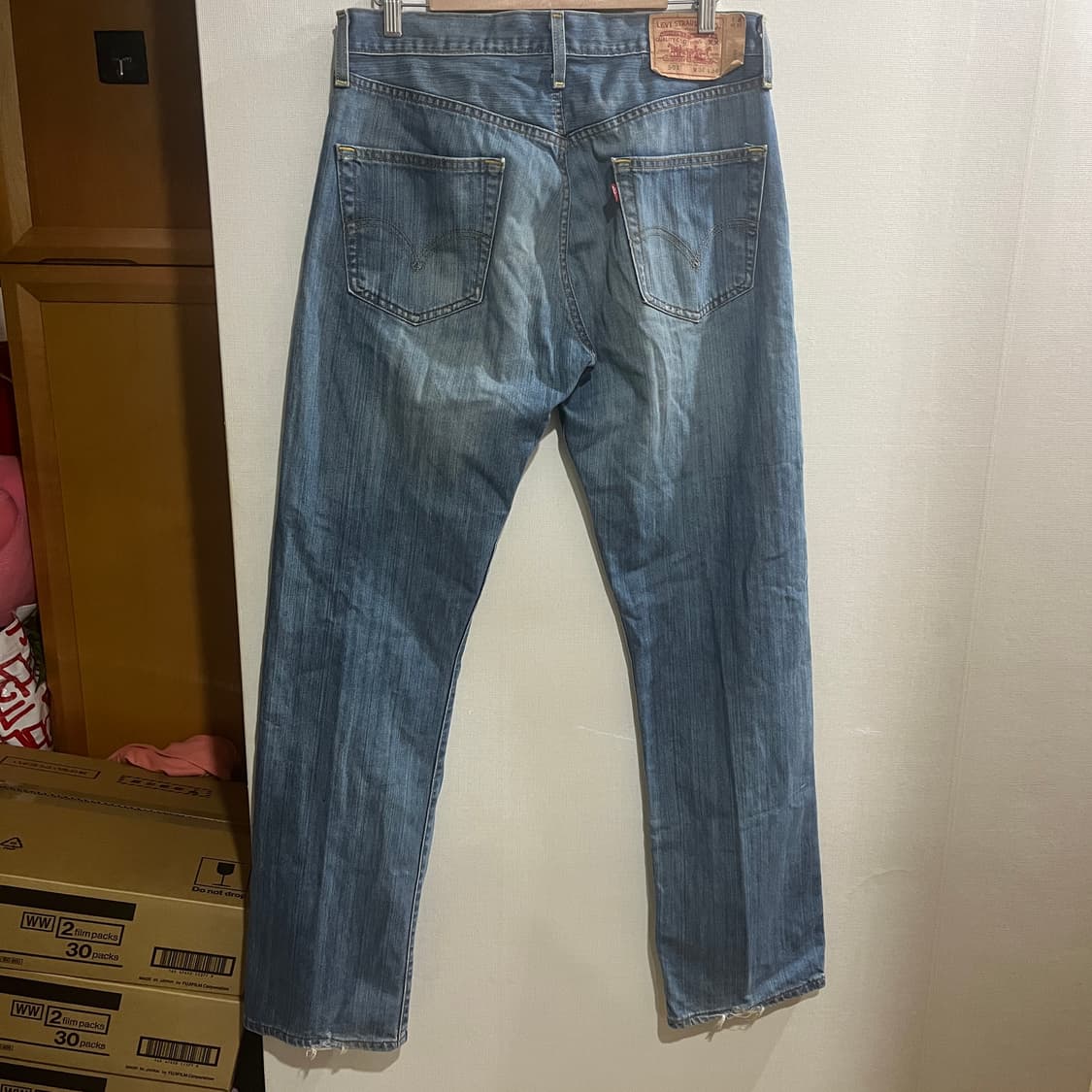 (34/34) 리바이스 501 워싱 스트레이트핏 데님 청바지 상품이미지2