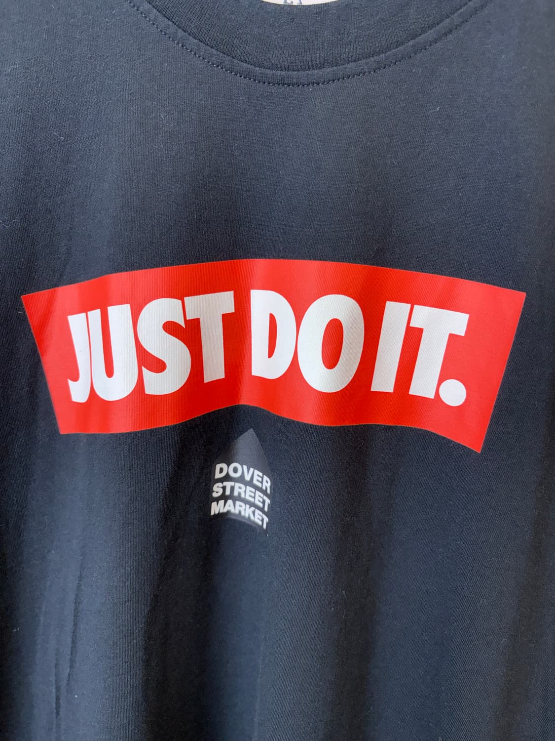 나이키 도버스트릿마켓 블랙 반팔티 상품이미지3