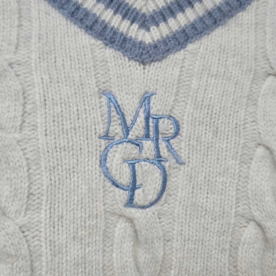 마르디메크르디 캐시미어 혼방 브이넥 니트 / 여성 니트/ 여자 니트 상품이미지2