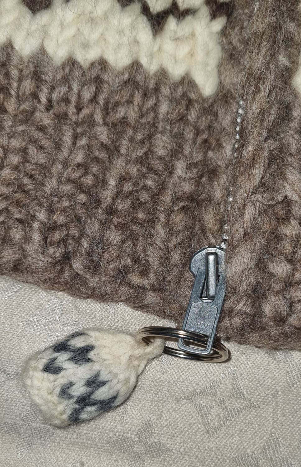 코위찬 사슴 패턴 니트 조끼 상품이미지3