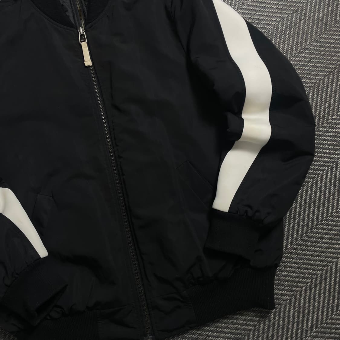 Venta Black 디테일 박시핏 블루종 봄버 자켓o 4966 상품이미지3