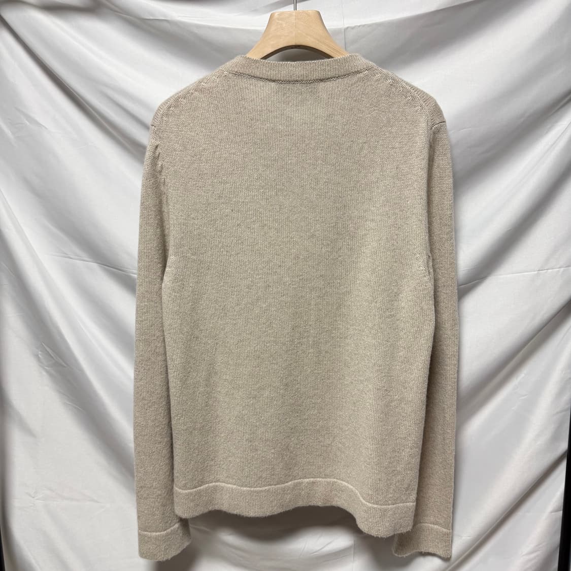 [S+급/M] 디올 크리스찬 꾸뛰르 캐시미어 니트 베이지 상품이미지4