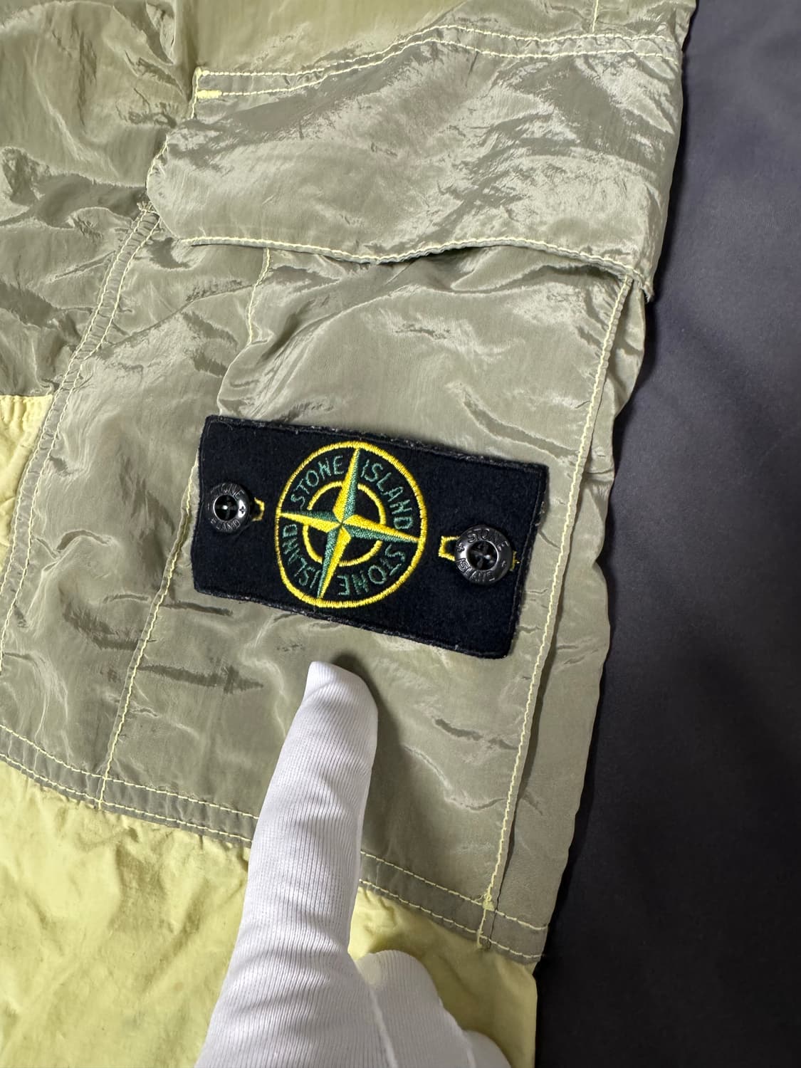 (백화점판/정품) 스톤아일랜드 나일론 메탈 카고팬츠 상품이미지3