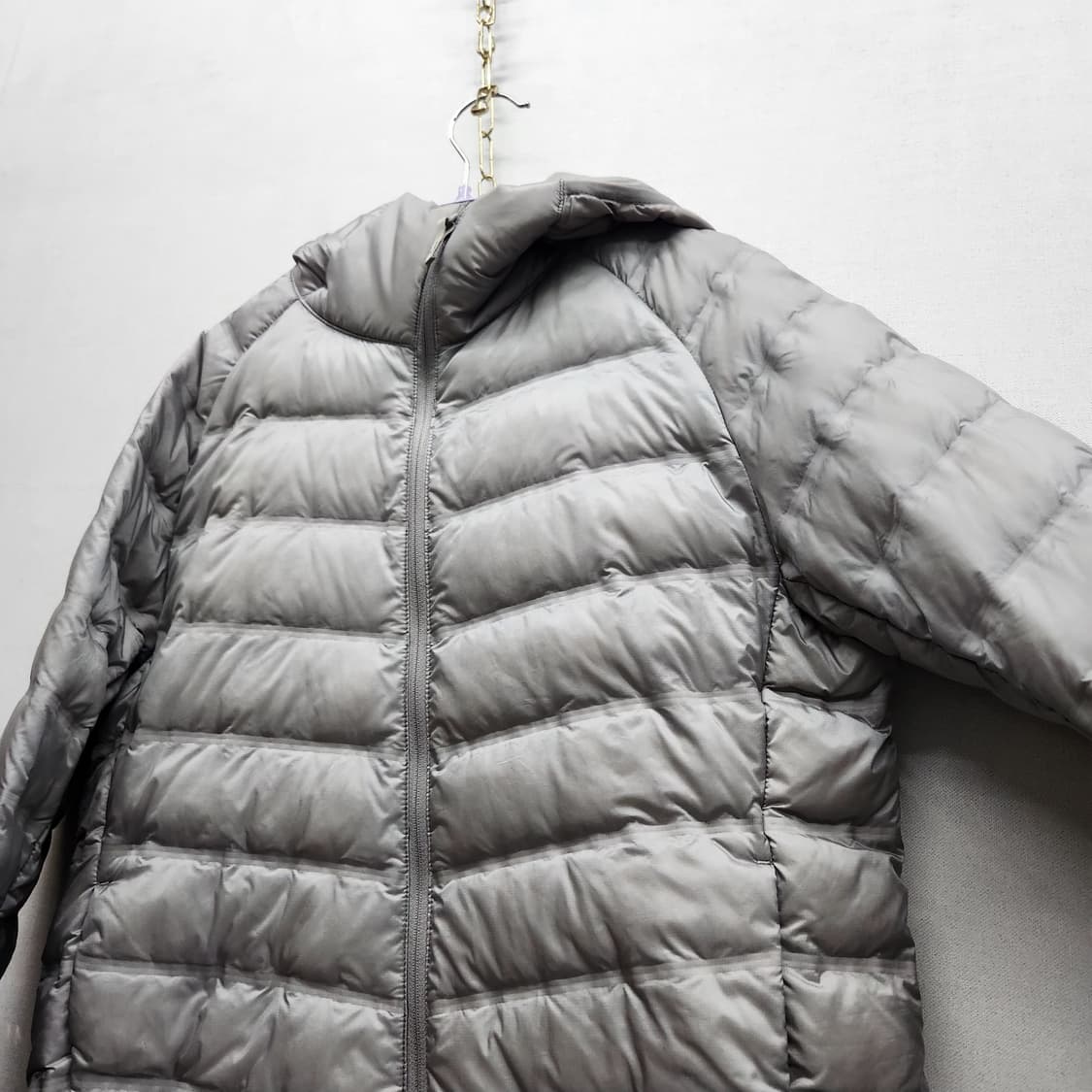 유니클로 다운 경량패딩(패딩주머니 O)  M 상품이미지2