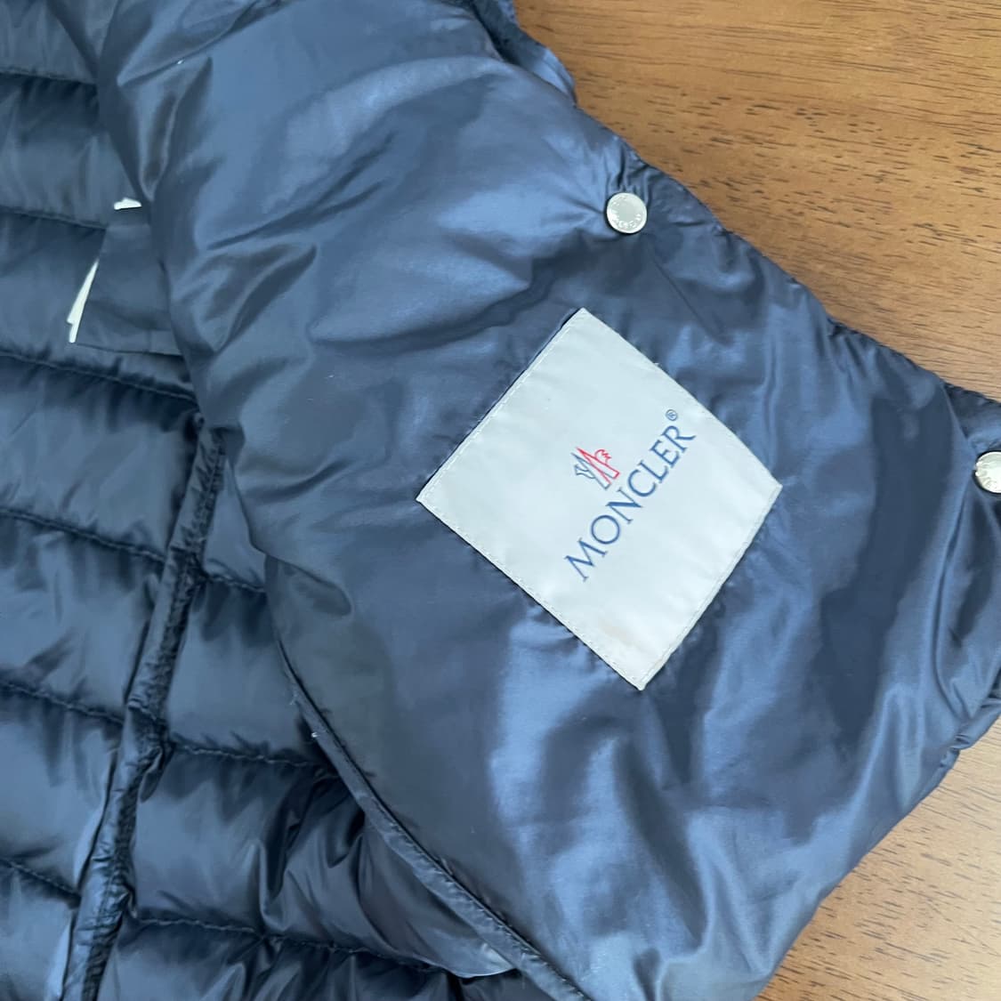 몽클레어 키즈 패딩 베스트 14y(성인여성 가능) 상품이미지4