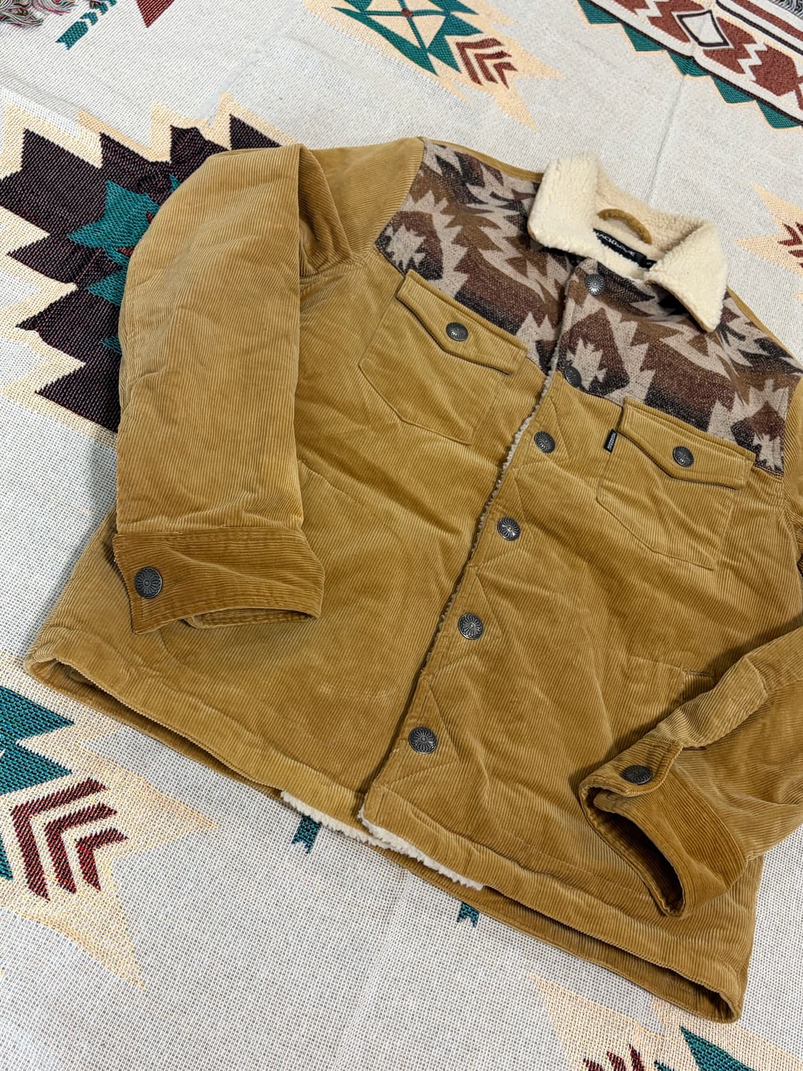 잭로즈 웨스턴 나바호 쉐르파 트러커 상품이미지4