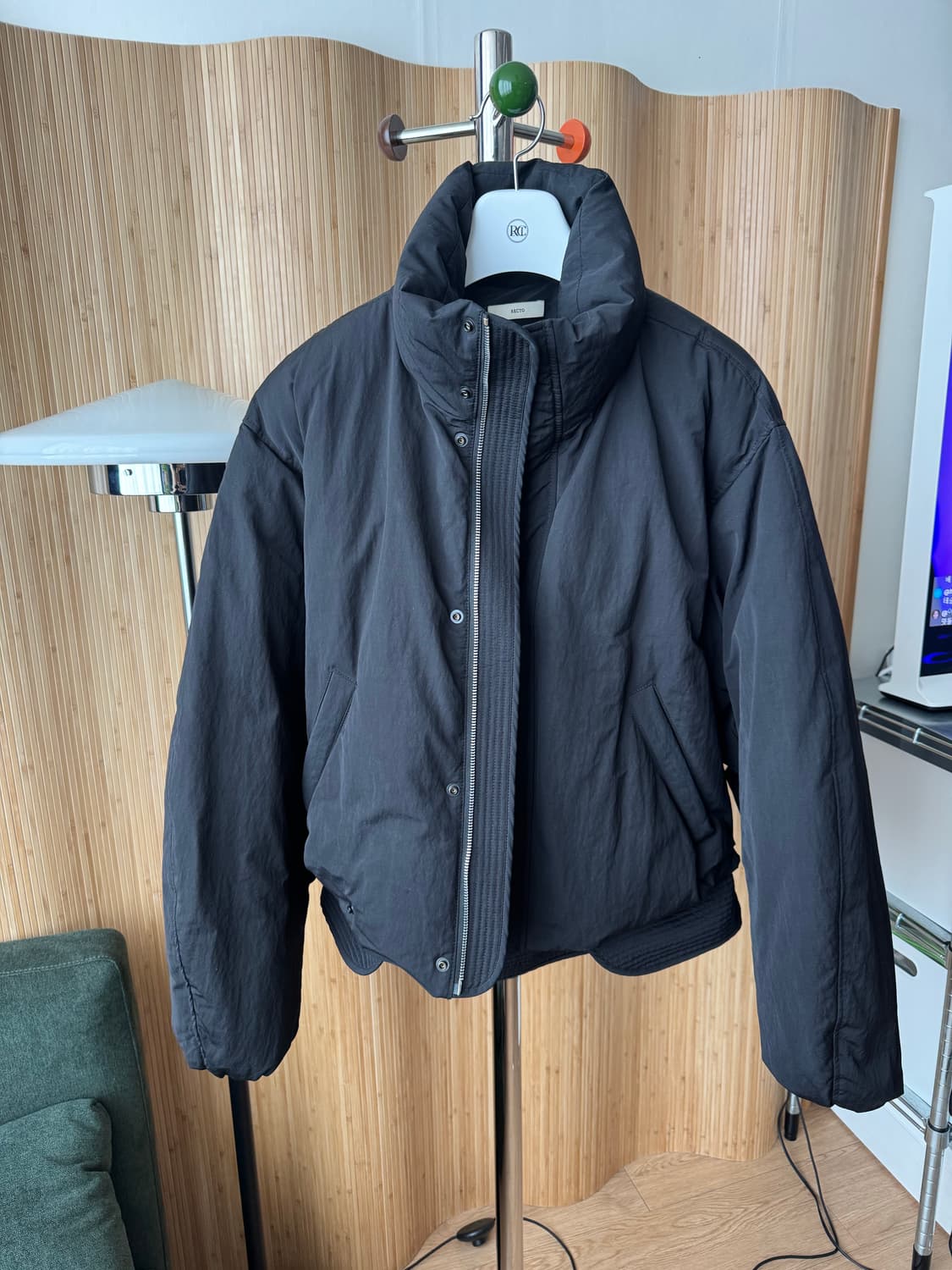 [정품/RECTO] 렉토 버틀러 푸퍼 숏 패딩 (상태 최상) L사이즈 상품이미지3